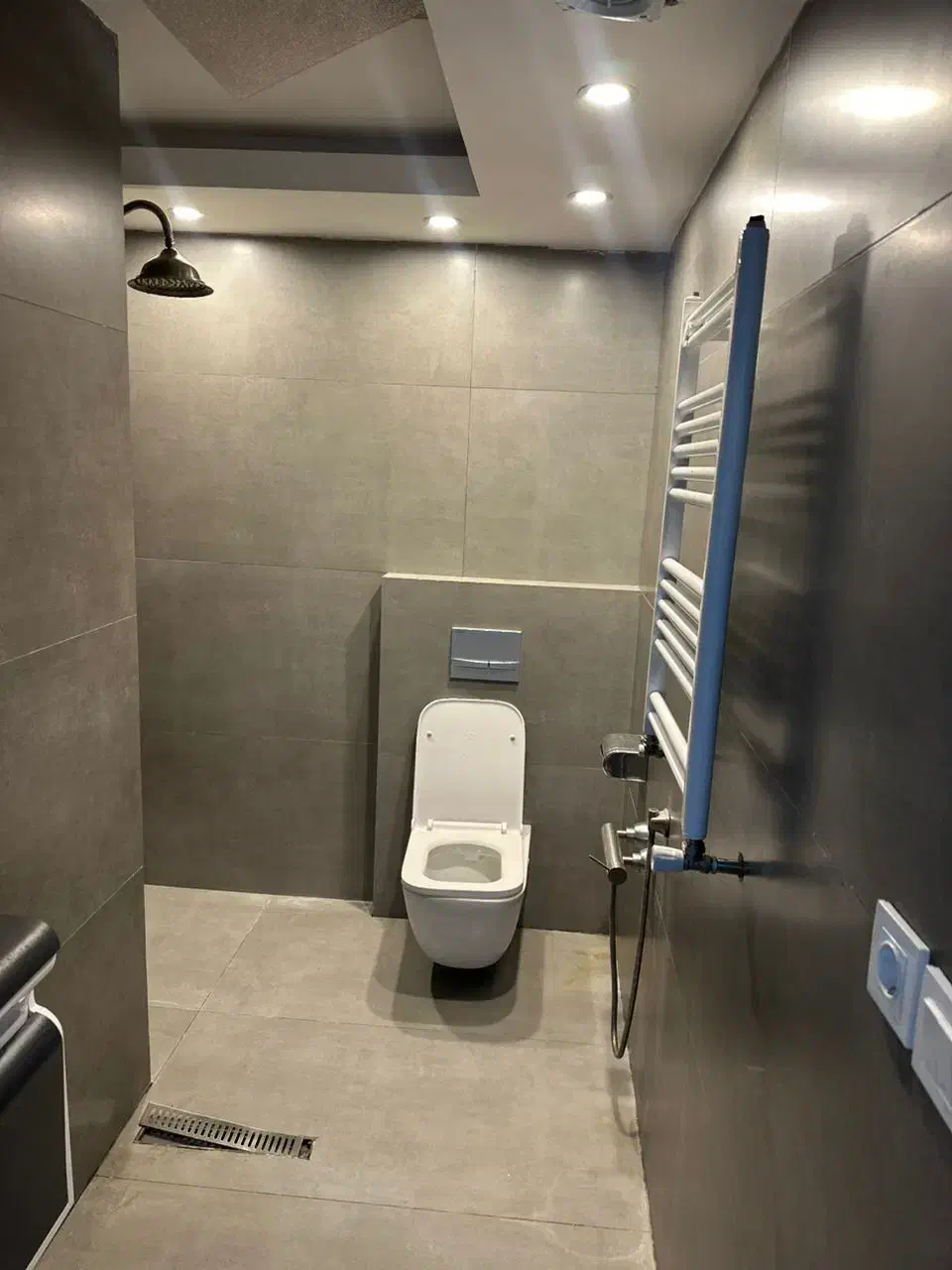 واحد ۲۰۰متری با ویو به دریا|اجارهٔ آپارتمان|سرخرود, |دیوار