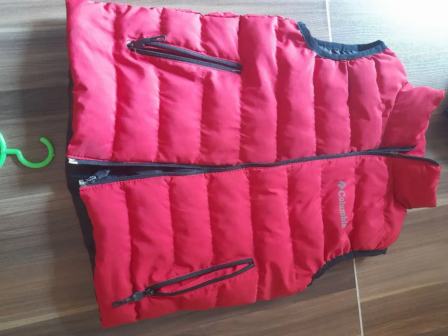 جلیقه و دو تا کاپشن در حد نو،تکی هم فروخته میشه|لباس|تبریز, |دیوار