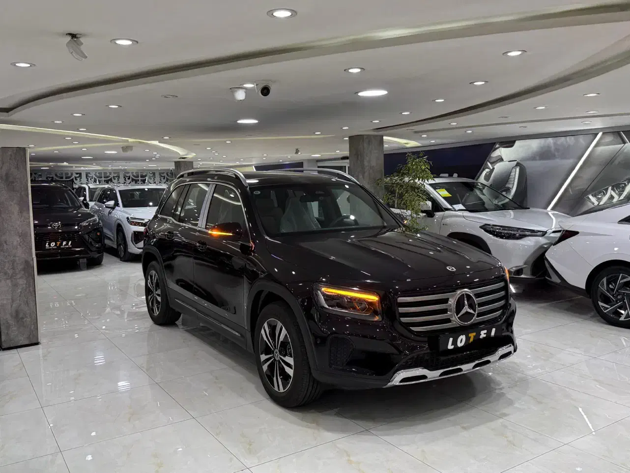 بنز GLB200|خودرو سواری و وانت|تهران, عباسآباد|دیوار