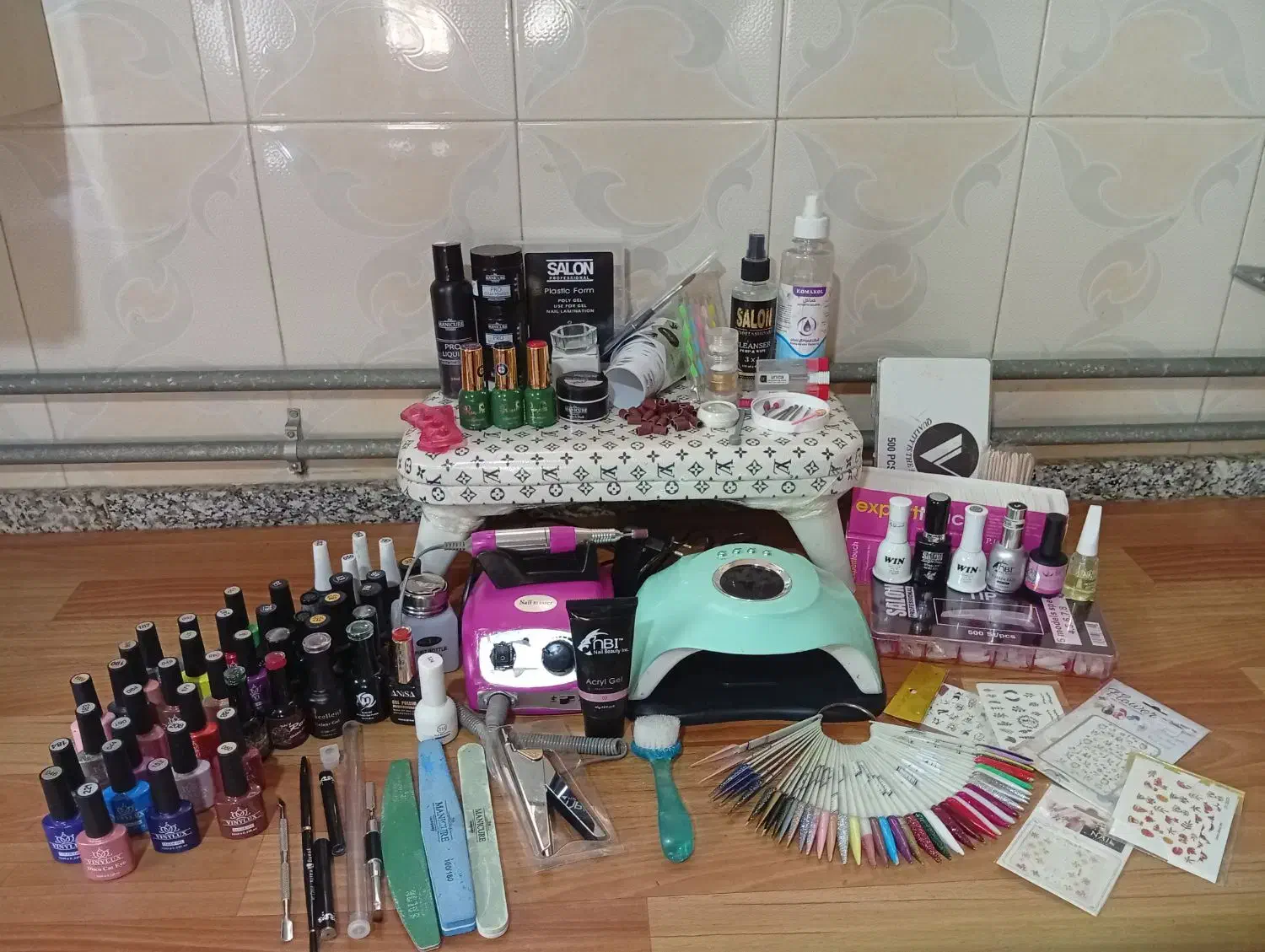 وسایل کاشت ناخن کامل. لاین ژل و پودر|آرایشی، بهداشتی، درمانی|شیراز, قدوسی شرقی|دیوار