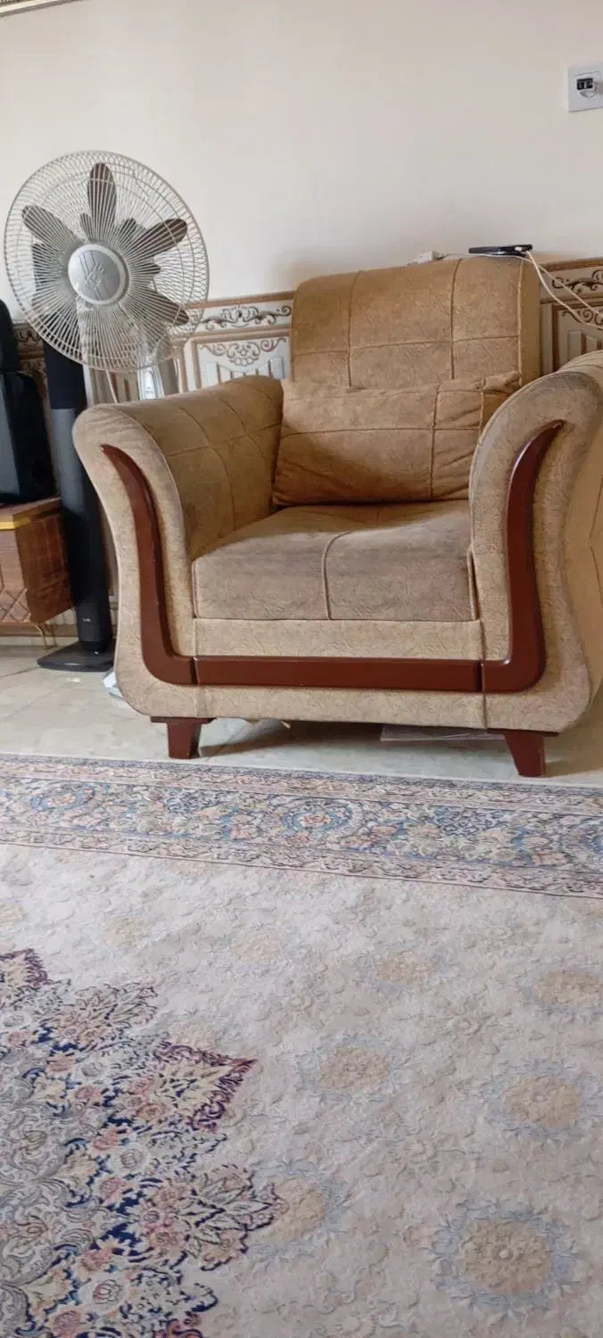 مبل|مبلمان خانگی و میز عسلی|گرمسار, |دیوار