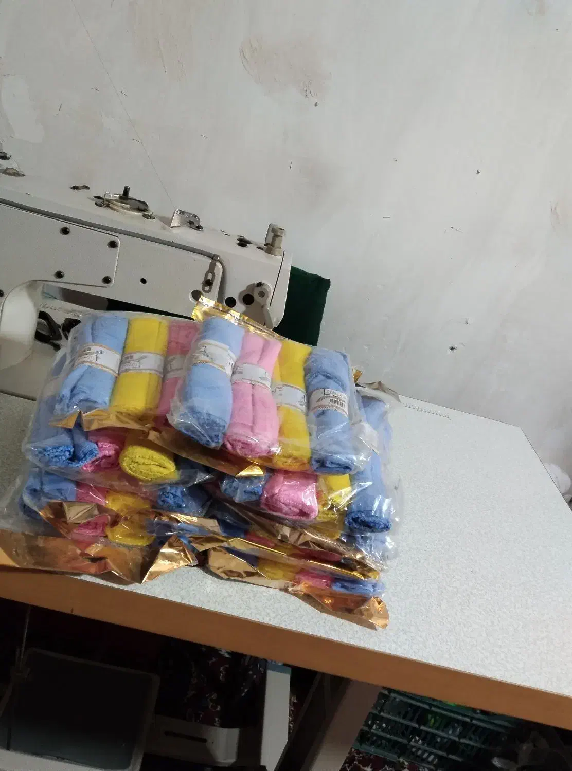 سربند|لباس|سنندج, |دیوار