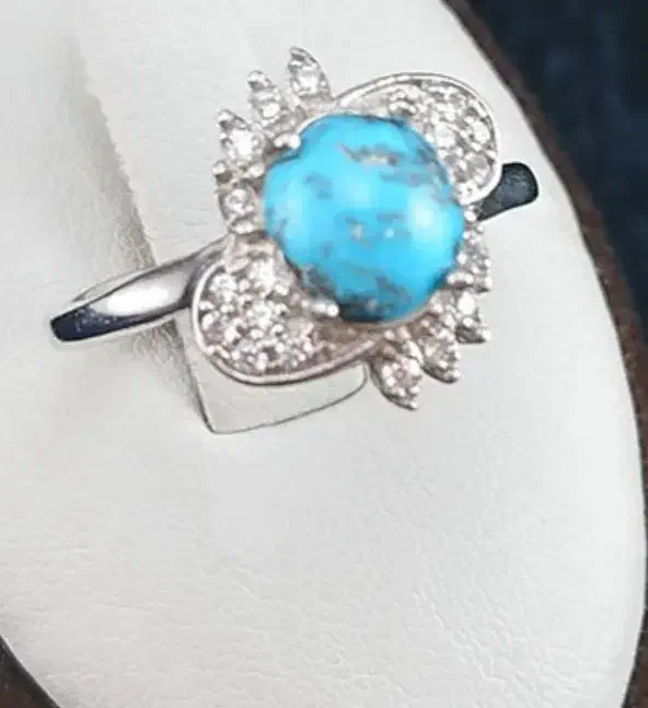 انگشتر فیروزه نقره عیار بالا با روکش طلا|جواهرات|اصفهان, شهرک ولیعصر|دیوار