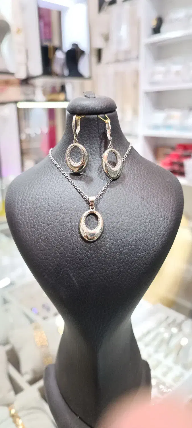 نیمست جواهری روکش نقره|بدلیجات|بروجرد, |دیوار