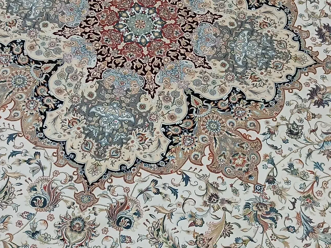 فرش ۱۲ متری|فرش|قزوین, |دیوار