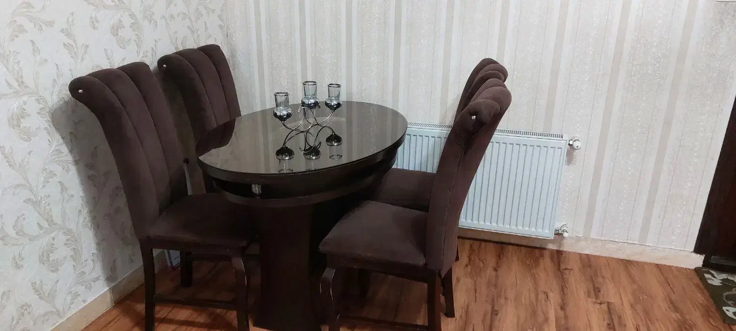 میز نهار خوری ۴ نفره|میز و صندلی غذاخوری|فومن, |دیوار