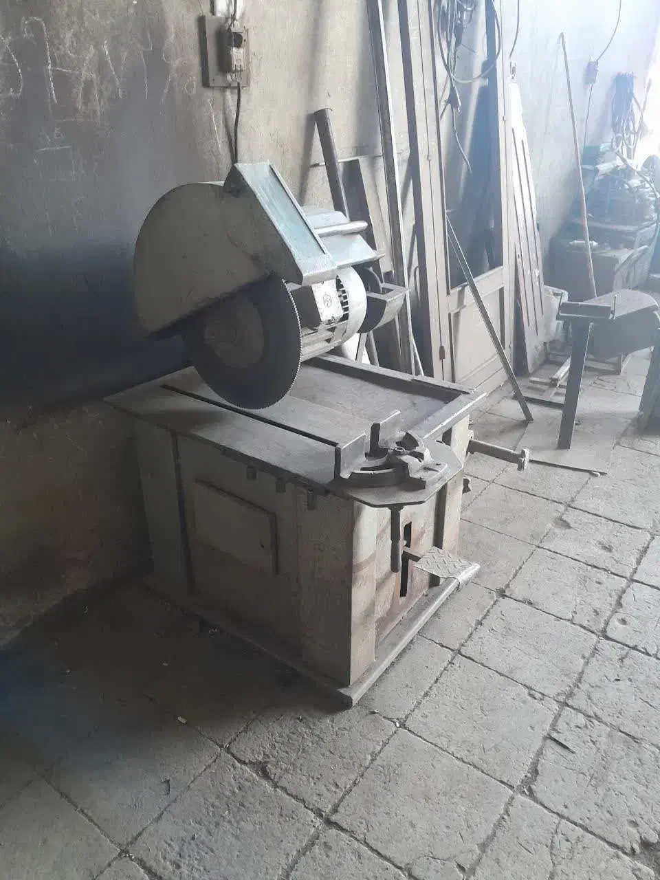 کلیه لوازم درب و پنجره سازی و جوشکاری|ابزارآلات|خمین, |دیوار