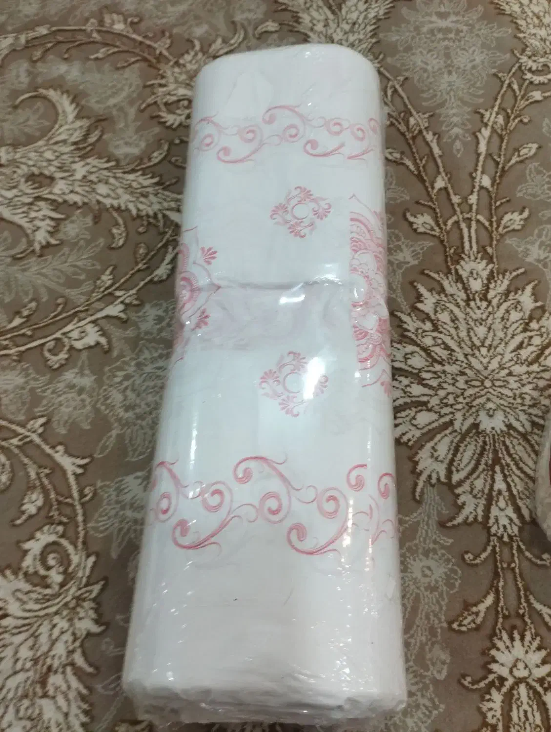 سفره یک بارمصرف|سفره، حوله، دستمال آشپزخانه|بانه, |دیوار