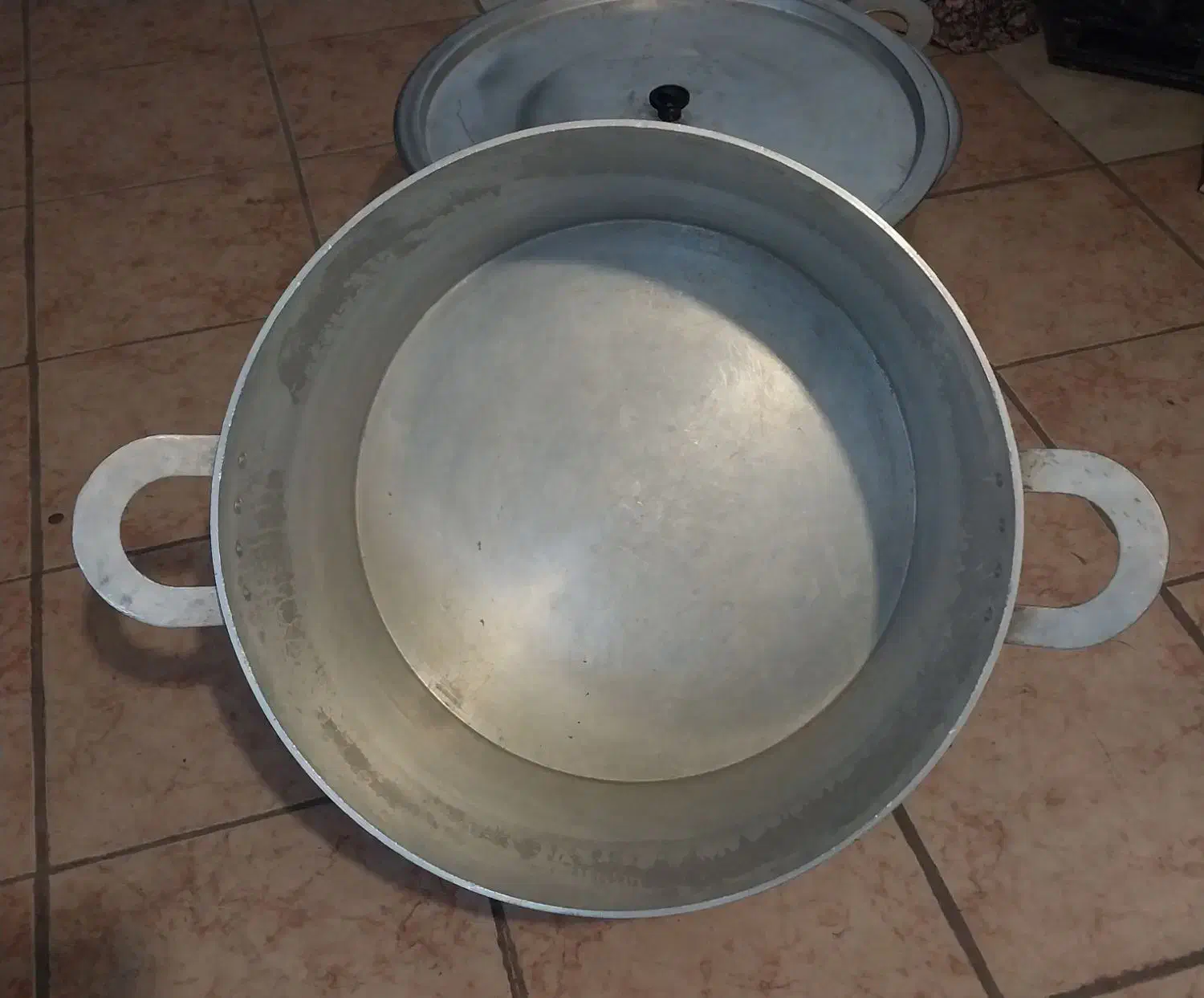 یک عدد قابلمه بزرگ آلمینیومی|ظروف پختوپز|تهران, مرزداران|دیوار
