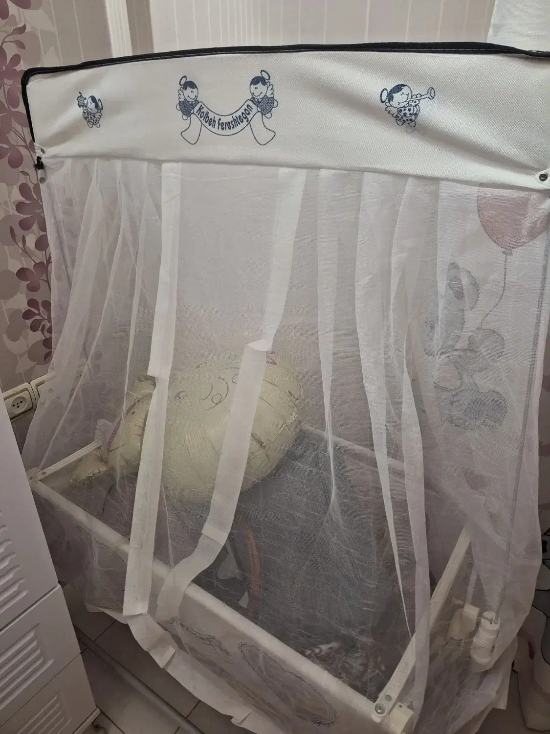 لندی یا گهواره شیک نوزاد|اسباب و اثاث بچه|قزوین, |دیوار