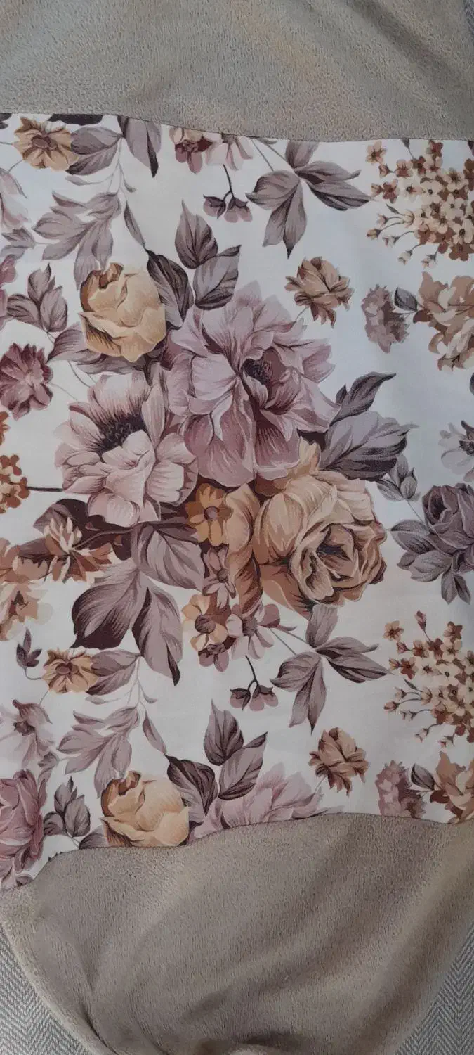 رو بالشتی لوله ای زیر سفره و...|رختخواب، بالش، پتو|کرمانشاه, |دیوار