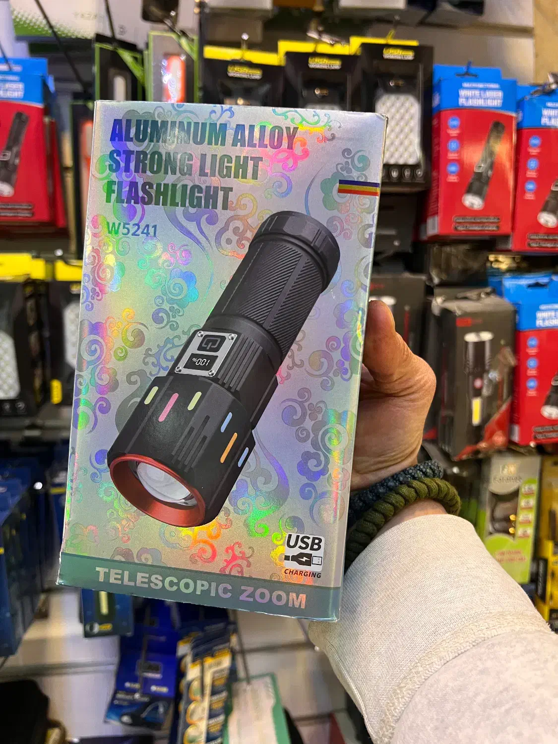 چراغ قوه شارژی زومداردیجتالی دوربرد HL5241|کوهنوردی و کمپینگ|تهران, لاله زار|دیوار