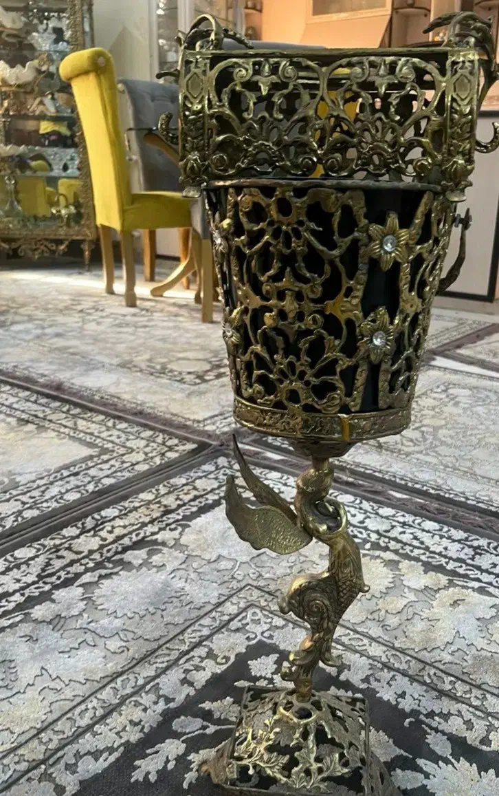 مبل/ بوفه/سطل زباله برنجی/میز ناهارخوری|مبلمان خانگی و میز عسلی|تهران, شهرک ولیعصر جنوبی|دیوار