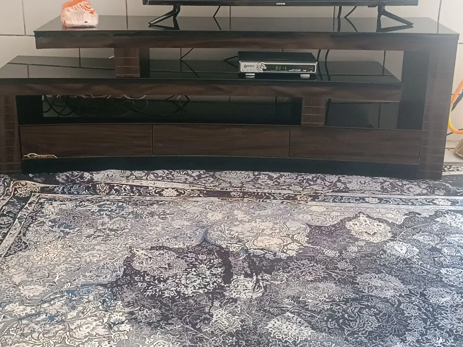 زیرتلوزیونی|میز تلویزیون|فسا, |دیوار