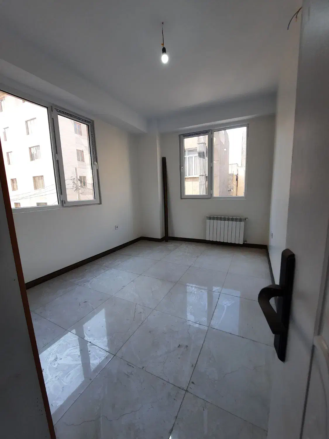 ۱۱۰متر نوساز میدان غیاثی