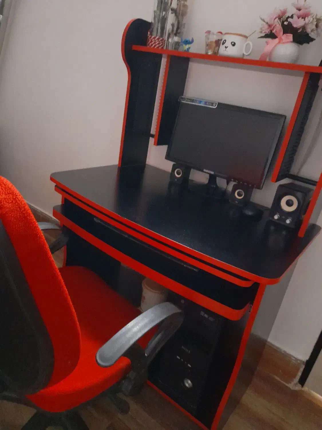 میزتحریروکامپیوتروصندلی|میز تحریر و کامپیوتر|مهدی شهر, |دیوار