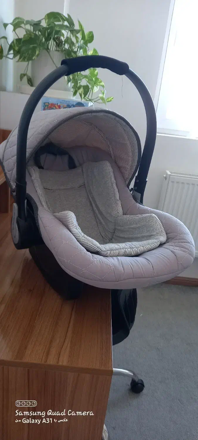 کریر در حد نو|کالسکه و لوازم جانبی|بجنورد, |دیوار