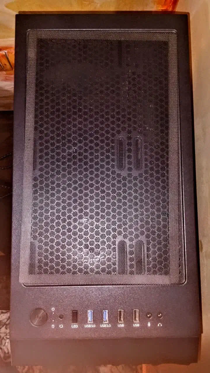 کیس کامپیوتر|رایانه رومیزی|کرج, حصارک بالا|دیوار