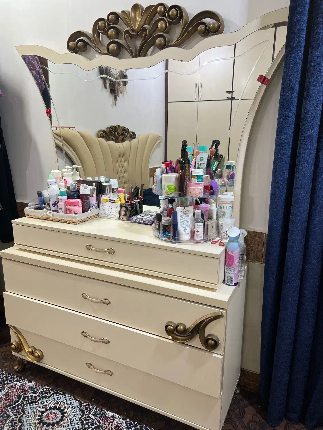 سرویس خواب|تخت و سرویس خواب|باوی, |دیوار