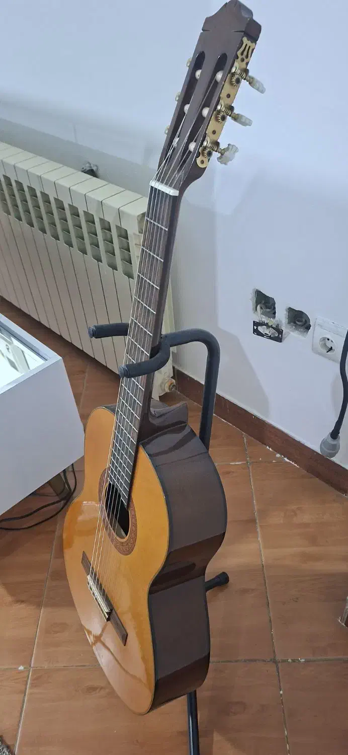 گیتار c70 اصل|گیتار، بیس، امپلیفایر|خرم‌آباد (تنکابن), |دیوار