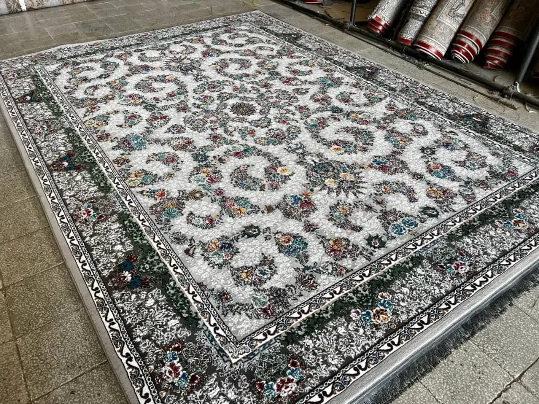 انواع فرش به قیمت کارخانه با چک صیادی|فرش|رفسنجان, |دیوار