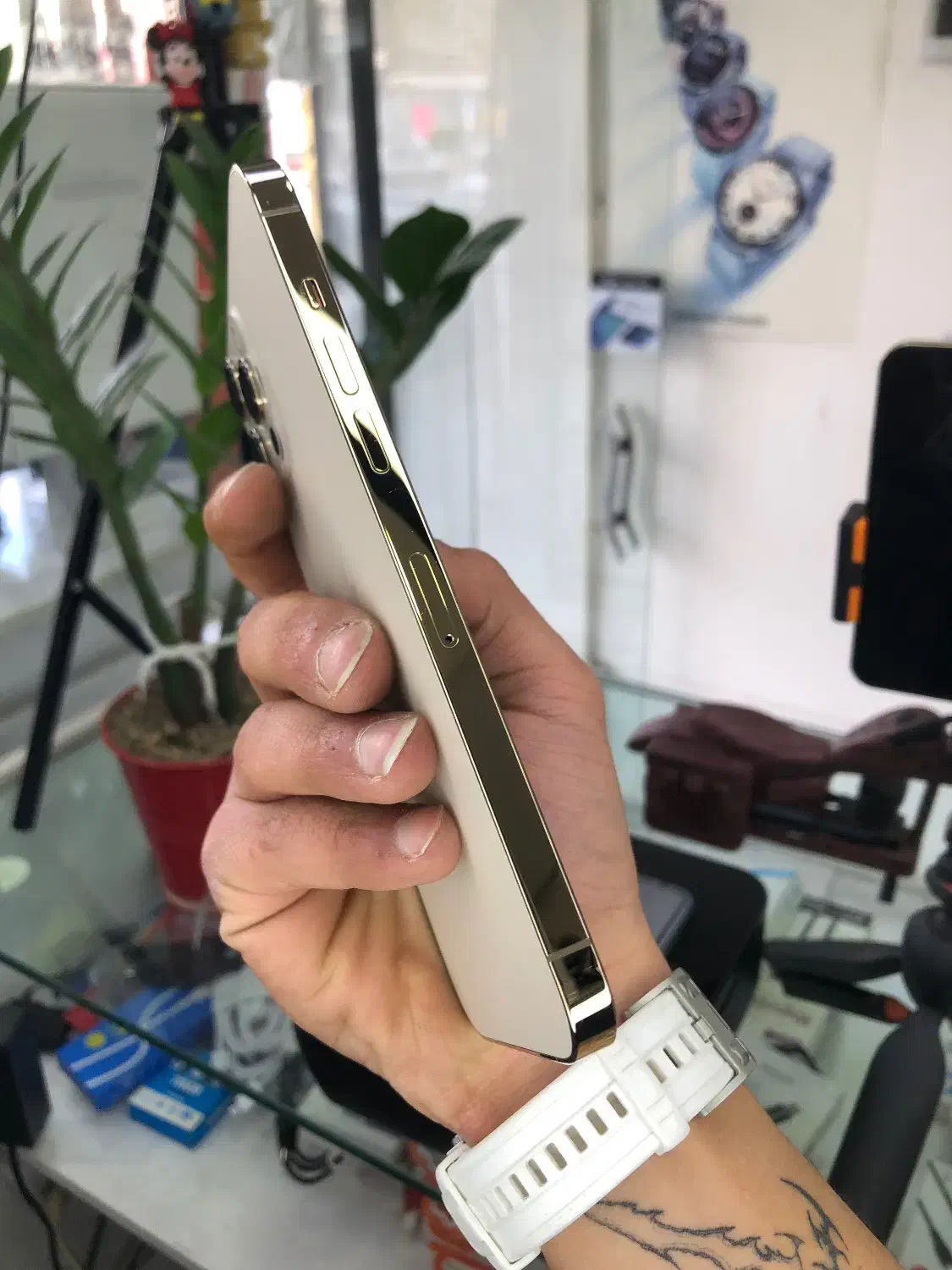 iphone 12pro max|موبایل|کرج, کوی امامیه|دیوار