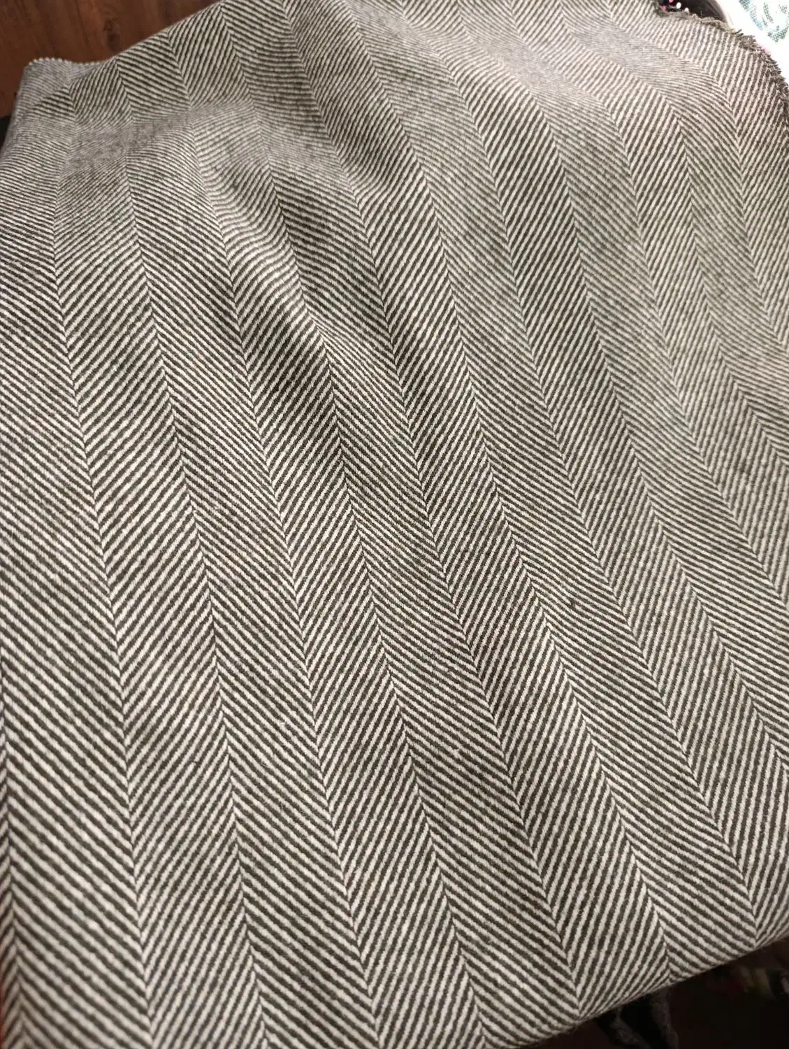 پارچه فوتر جناقی پالتویی|لباس|اشتهارد, |دیوار