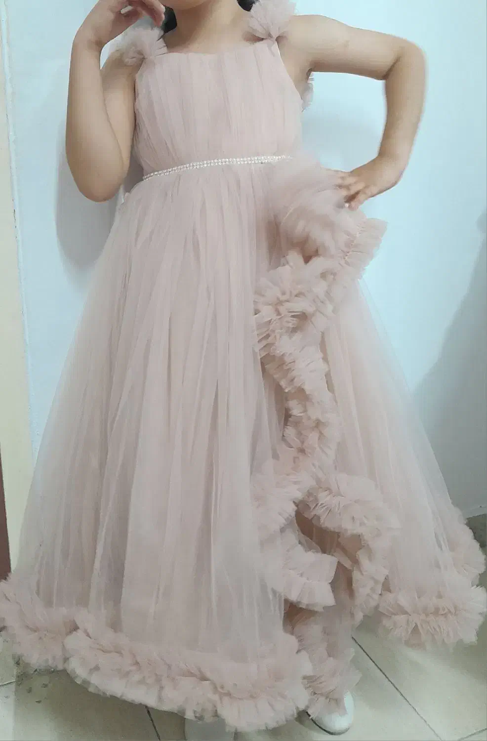 لباس مجلسی|کفش و لباس بچه|محمدشهر, همایون ویلا|دیوار