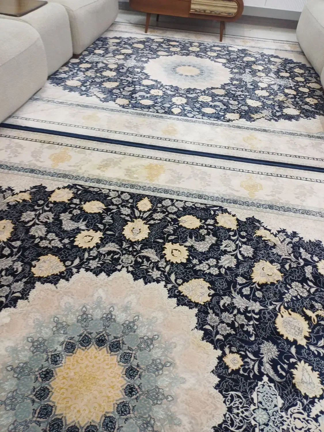 فرش ۹ متری|فرش|خرم‌آباد, |دیوار