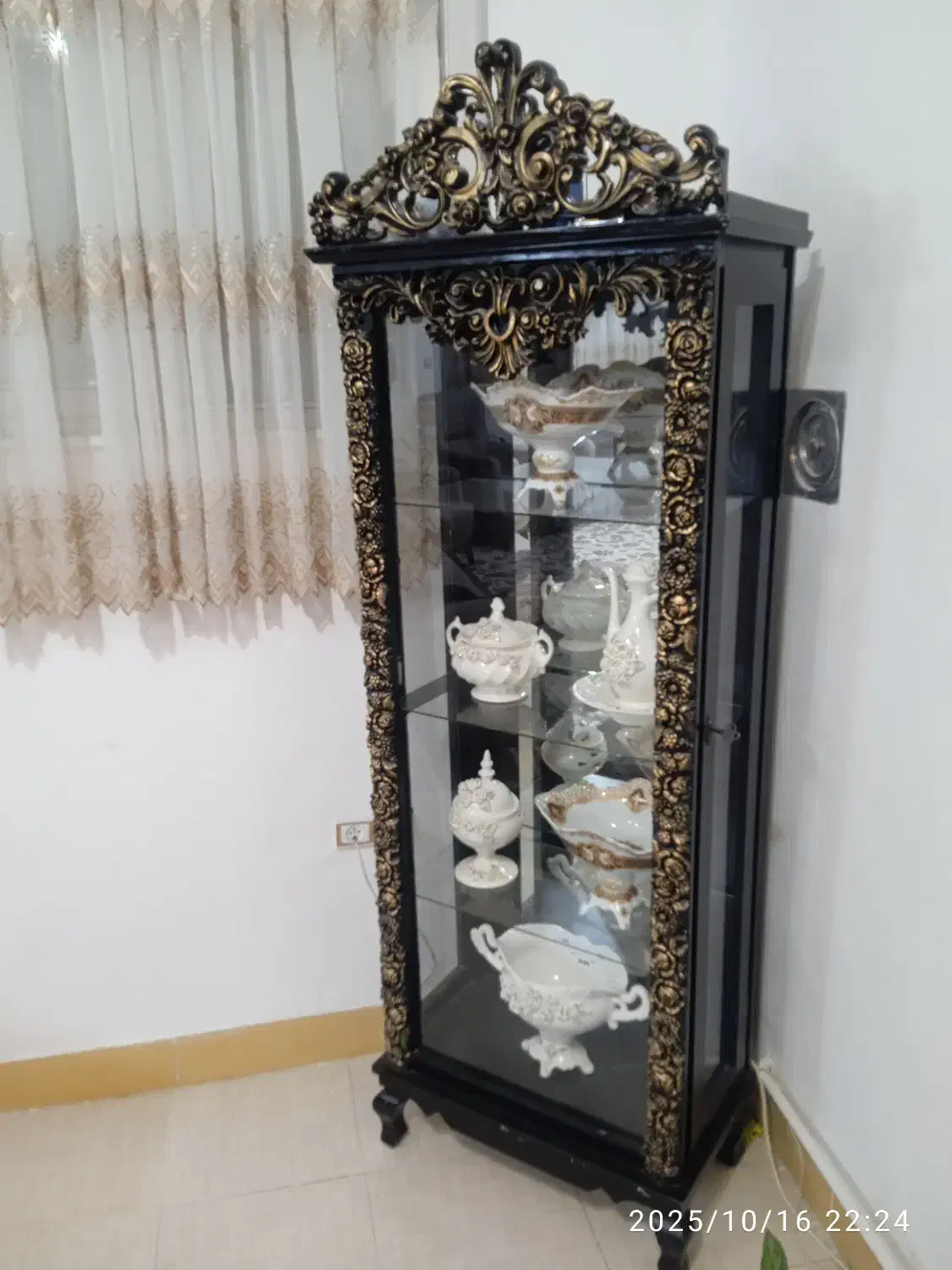 بوفه|بوفه، ویترین، کنسول|مهاباد (آذربایجان غربی), |دیوار
