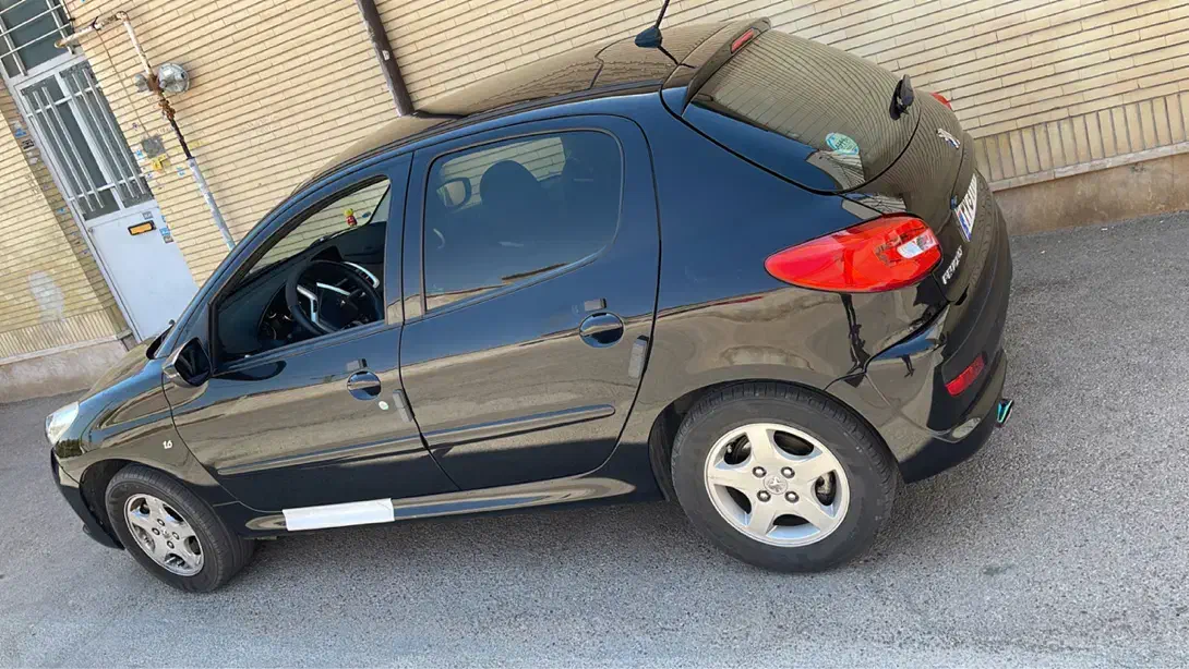 خودرو ۲۰۷ پانا اتومات ۱۴۰۰|خودرو سواری و وانت|شیراز, قدوسی شرقی|دیوار