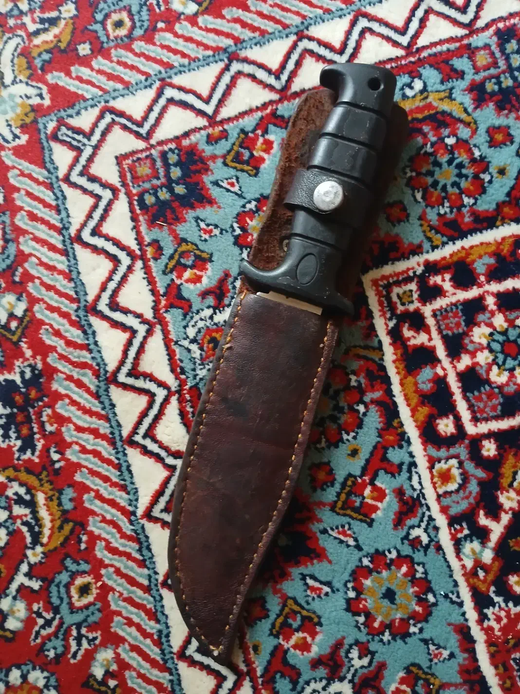 چاقو همراه با قاب|کلکسیون و سرگرمی|خوی, |دیوار