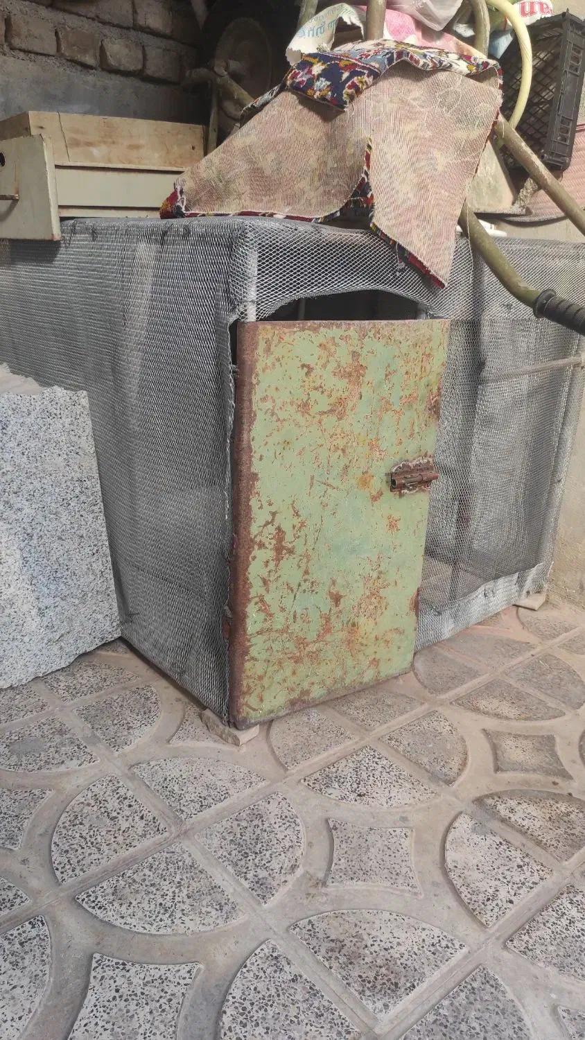 قفسه|ماشین‌آلات صنعتی|سرپل ذهاب, |دیوار