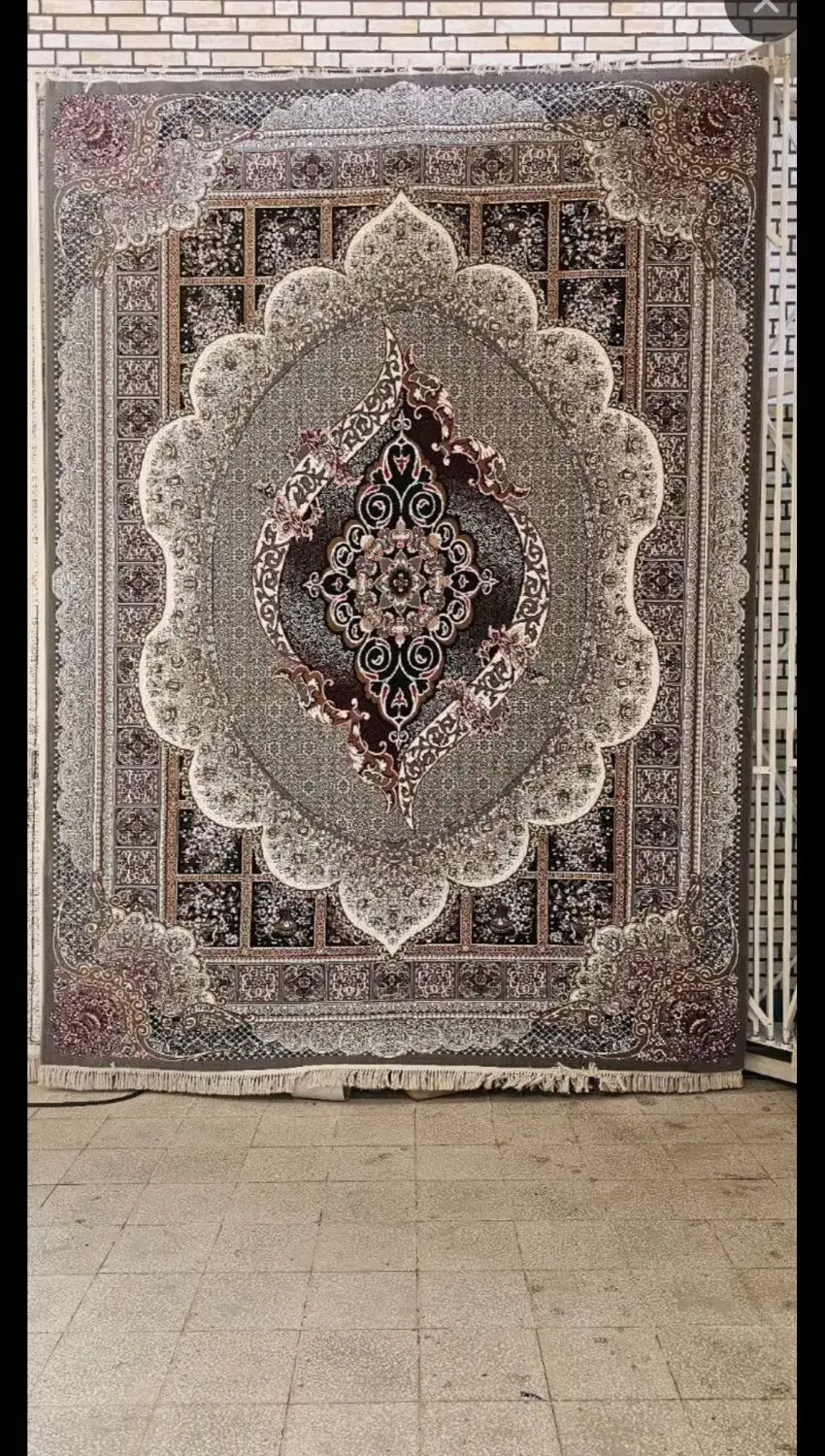 فرش سرای آیناز|فرش|جهرم, |دیوار