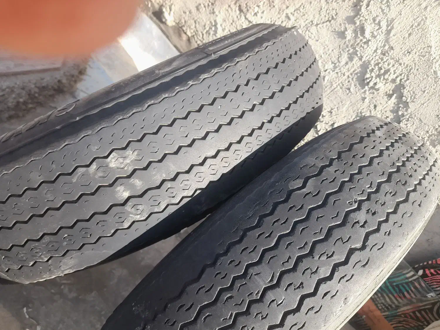 لاستیک وانت|قطعات یدکی و لوازم جانبی|ملایر, |دیوار