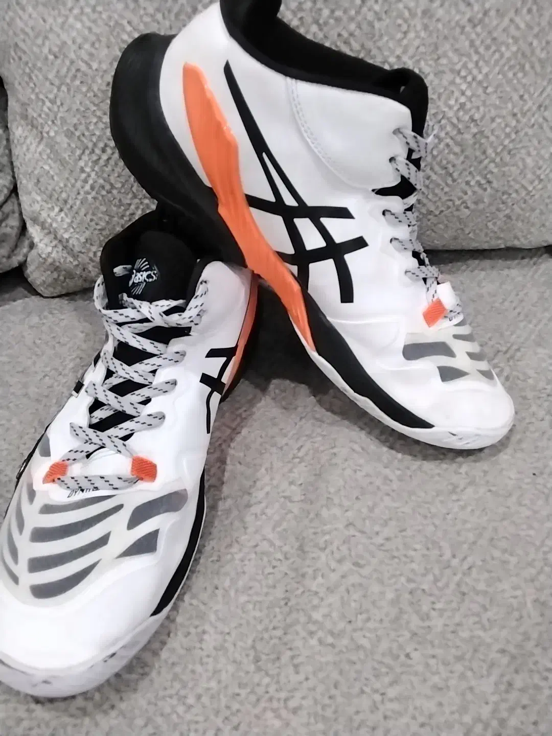 کتونی سالنی اسیکس متارایز|کیف، کفش، کمربند|سمنان, |دیوار