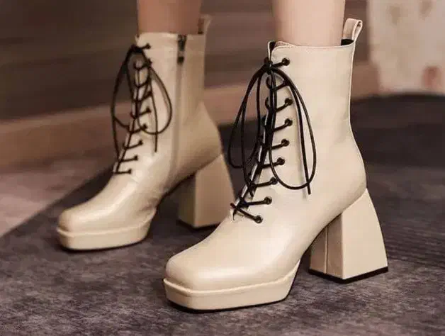 کفش بوت زنانه نو|کیف، کفش، کمربند|اهواز, لشکرآباد|دیوار