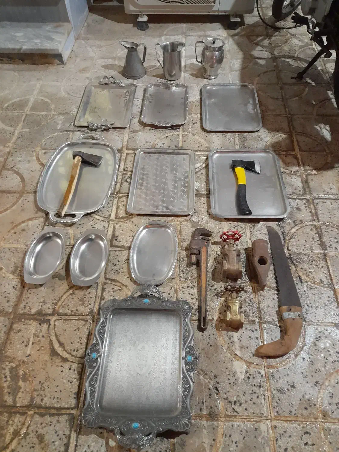 اشیای عتیقه و قدیمی|کلکسیون اشیاء عتیقه|برازجان, |دیوار