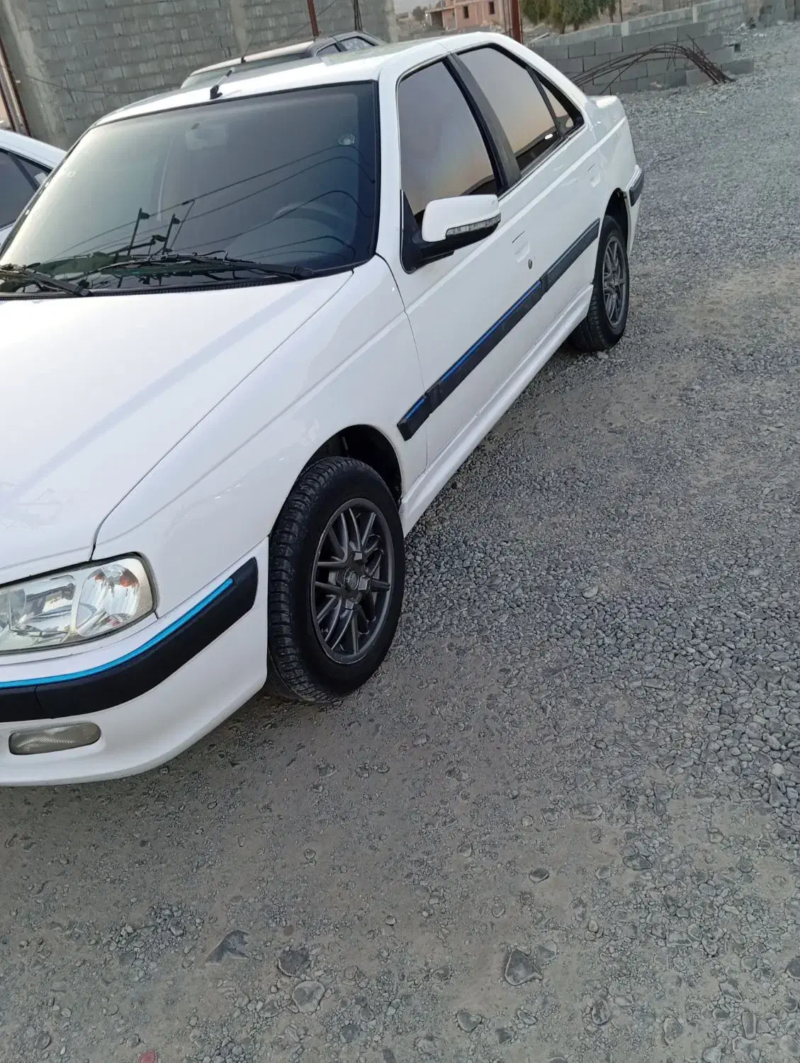 پارس مدل 1401 با کارت طلایی فول پنج ستاره|خودرو سواری و وانت|قلعه گنج, |دیوار