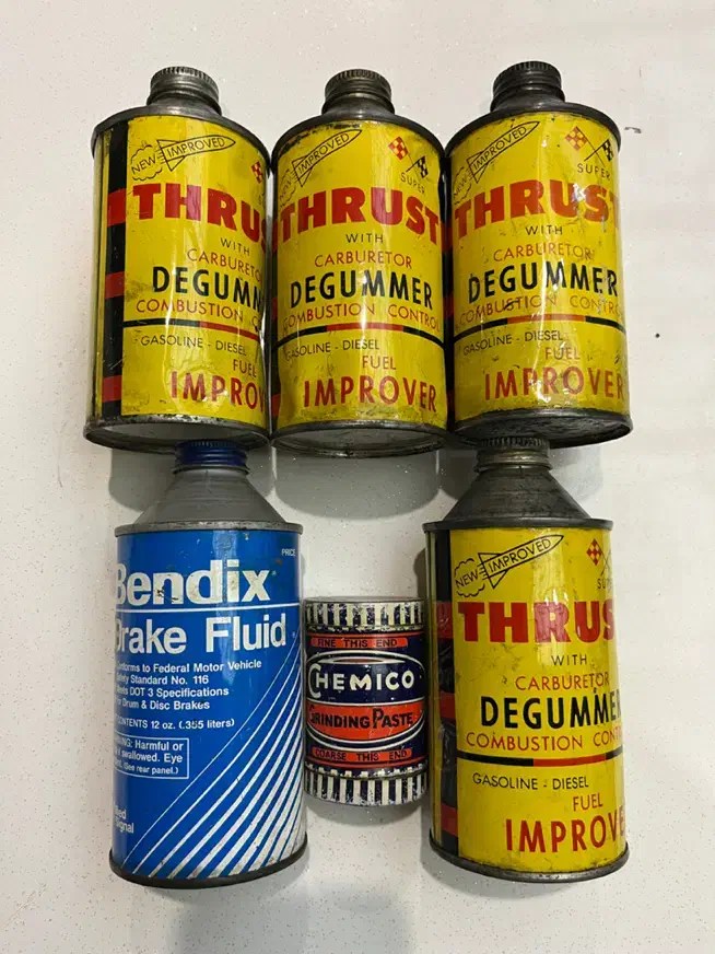 مکمل دیزل و روغن ترمز و روغن سمباده عتیقه|کلکسیون اشیاء عتیقه|تهران, شهرک خرازی|دیوار