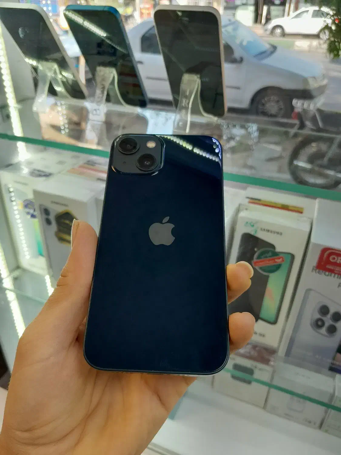 آیفون 13 نرمال 128گیگ طرح تعویض و خرید و فروش|موبایل|قم, نیروگاه|دیوار