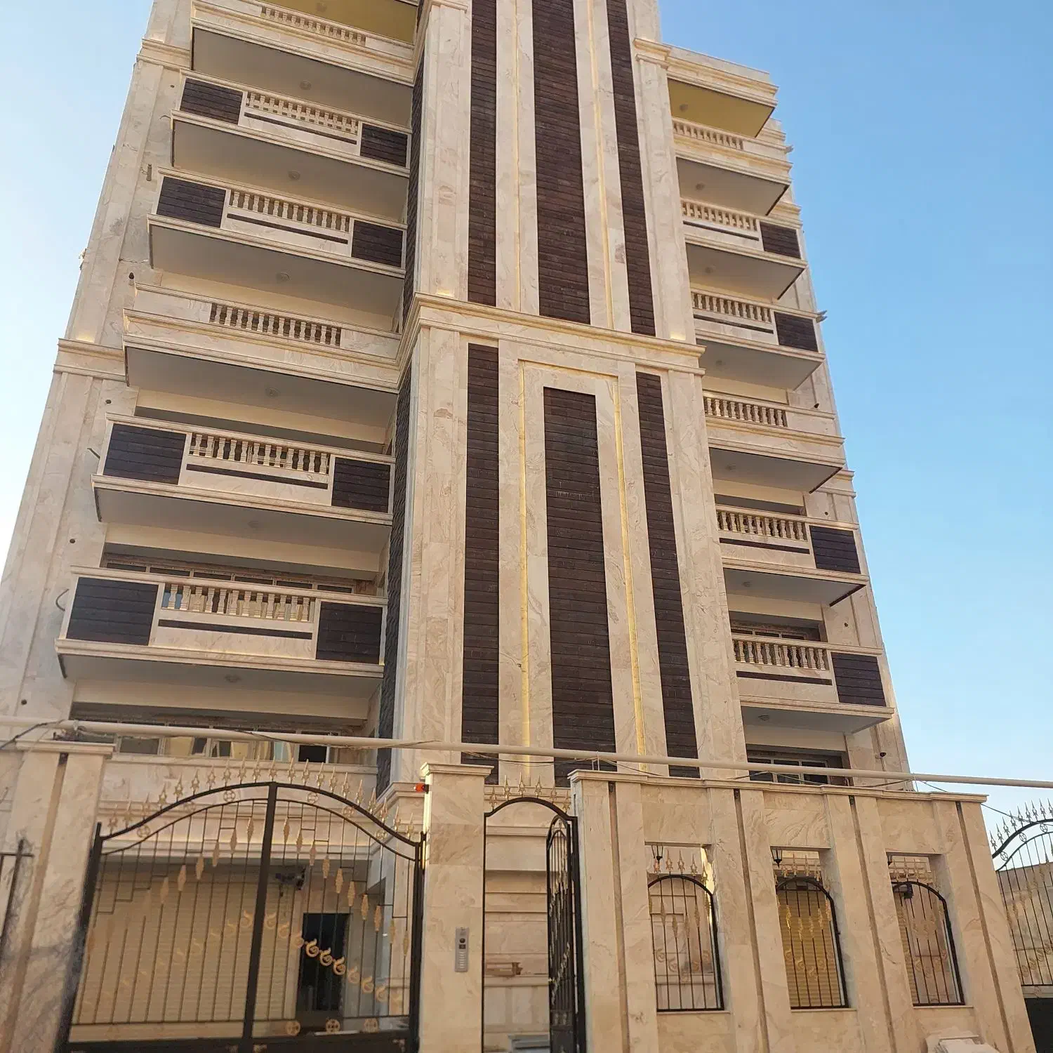 فروش آپارتمان صفر بدون نصبیات|فروش آپارتمان|تبریز, |دیوار