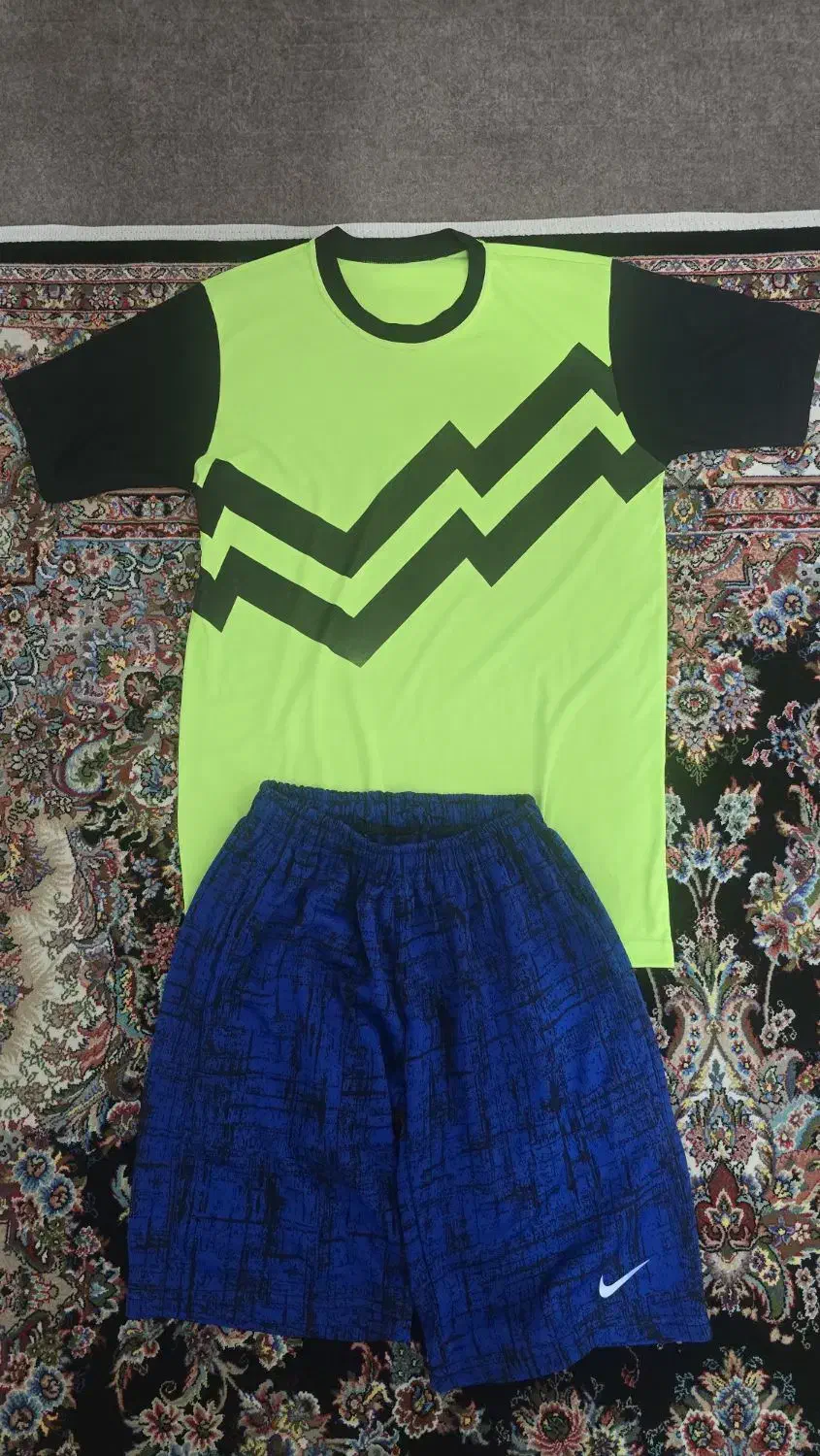 لباس باشگاه|لباس|نقده, |دیوار