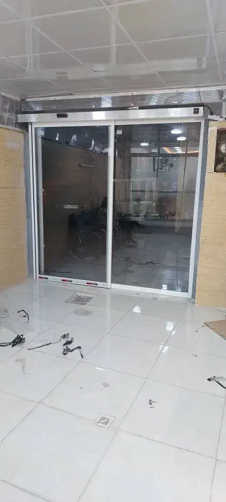 شیشه دوجداره ،شیشه سکوریت،اپراتوراتوماتیک|خدمات پیشه و مهارت|اصفهان, خلیل آباد|دیوار