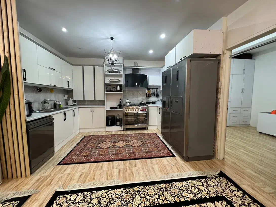 ۱۱۰مترسند تک برگ غرق نور چهار باغ کهریزک خوش نقشه|فروش آپارتمان|کهریزک, |دیوار