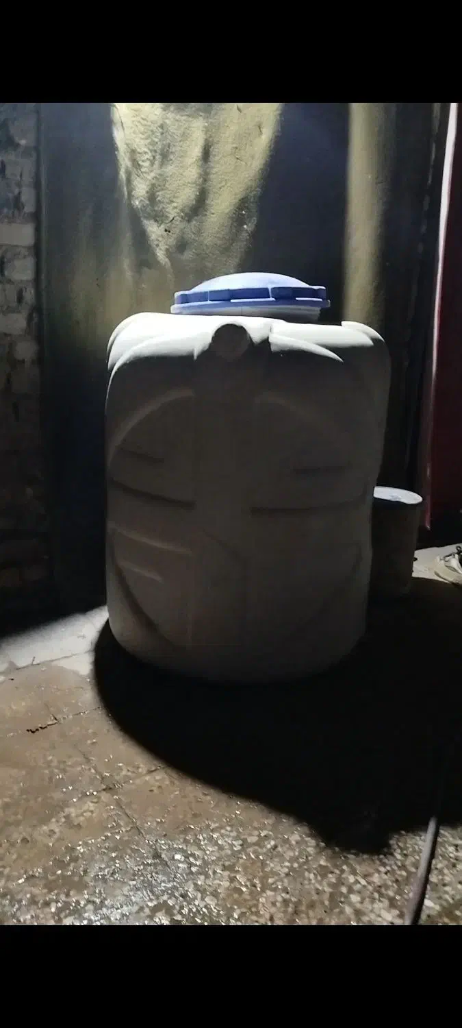 تانکر آب ۵۰۰ لیتری|ظروف نگهدارنده، پلاستیکی، یک‌بارمصرف|زابل, |دیوار