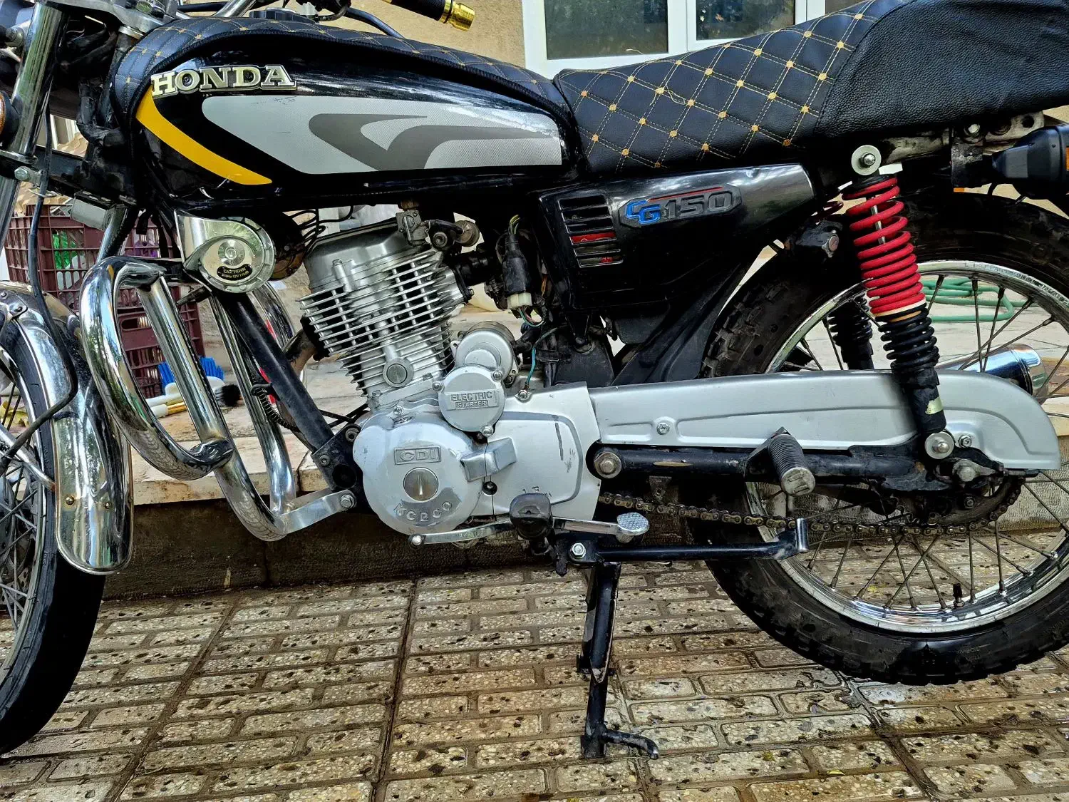 150 cc در حد خشک|موتورسیکلت|یزد, |دیوار