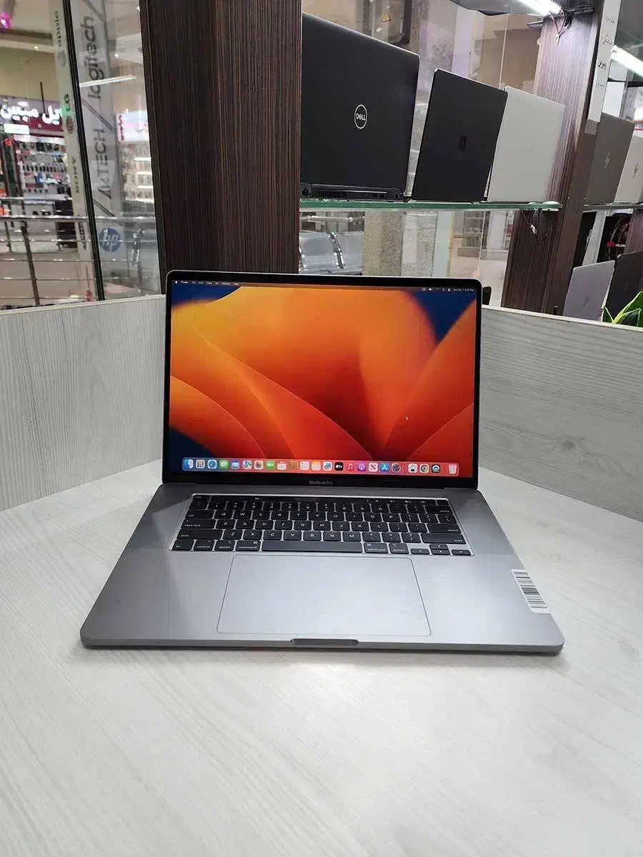 مک بوک Core i9 با گرافیک ۸ گیگ و ۶۴ گیگ رم|رایانه همراه|زنجان, |دیوار