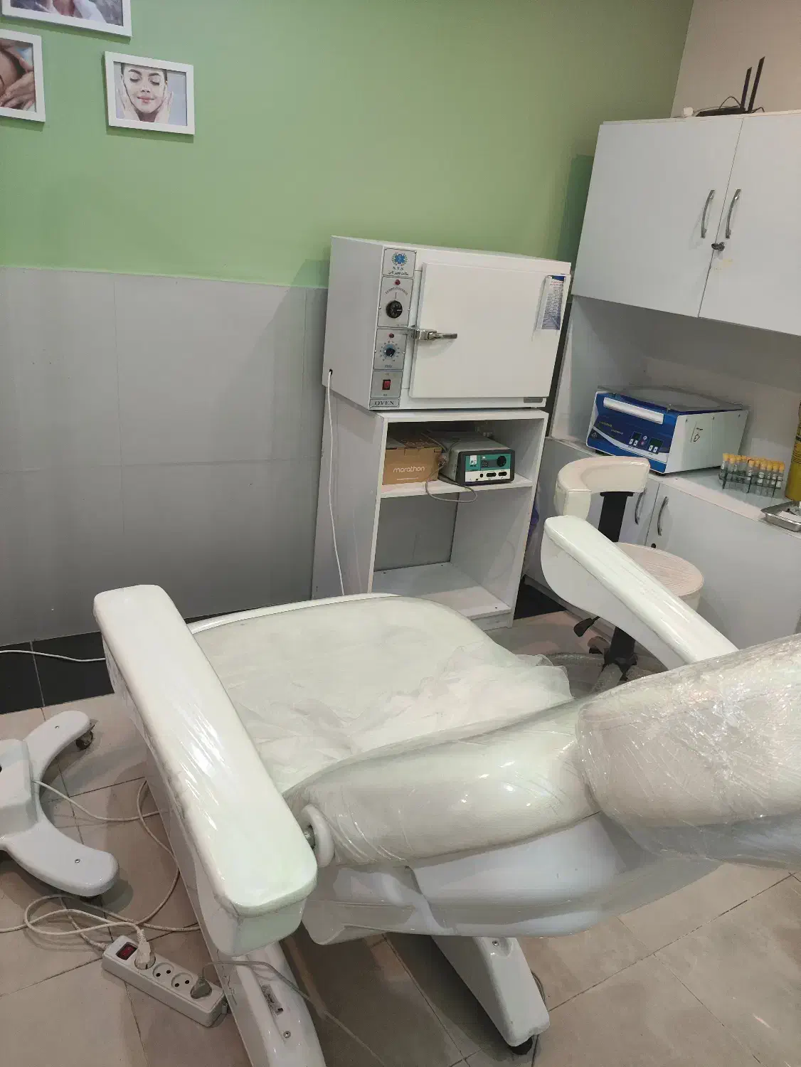 پزشک عمومی یا متخصص پوست دارای  پروانه نیازمندیم|استخدام درمانی، زیبایی، بهداشتی|گرگان, |دیوار