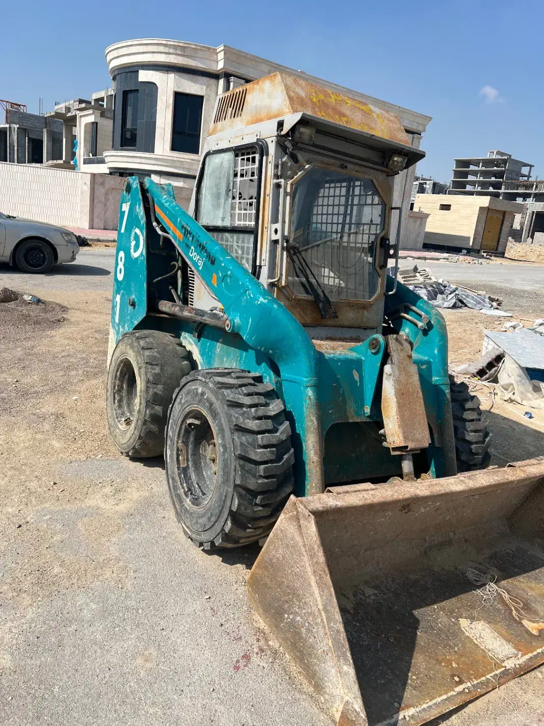 بابکت دوراج مدل ۴۰۳|خودرو سنگین|قشم, |دیوار